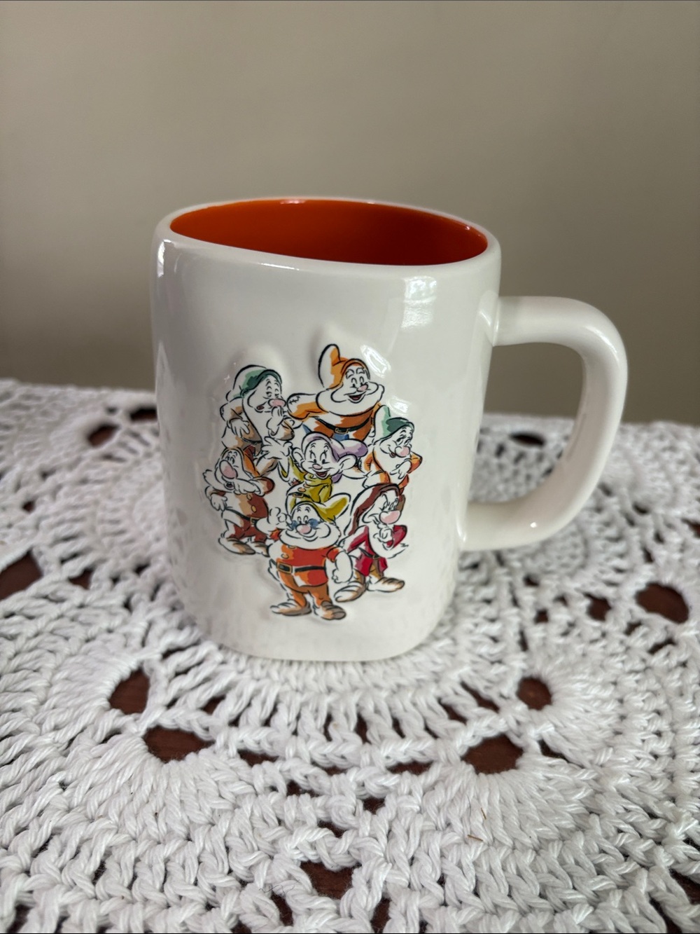 Rae Dunn Disney Princess Snow White & Seven Drafts  Ceramic Mug